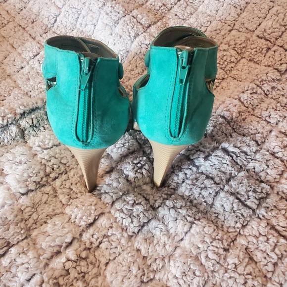 Aqua green open toe bootie - Picture 3 of 4